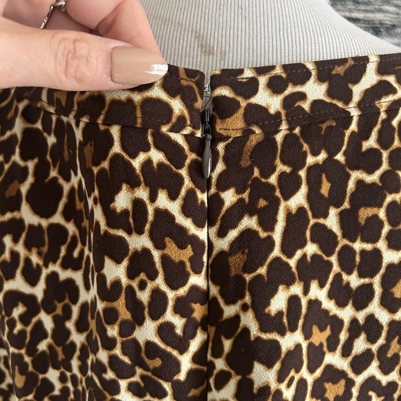 J. Crew Leopard Dress Sz 8 Crepe leopard Shift dress - Picture 6 of 8